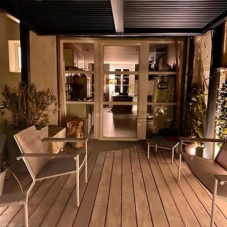 Quarto em Acomodações Particulares Maison Auguste *